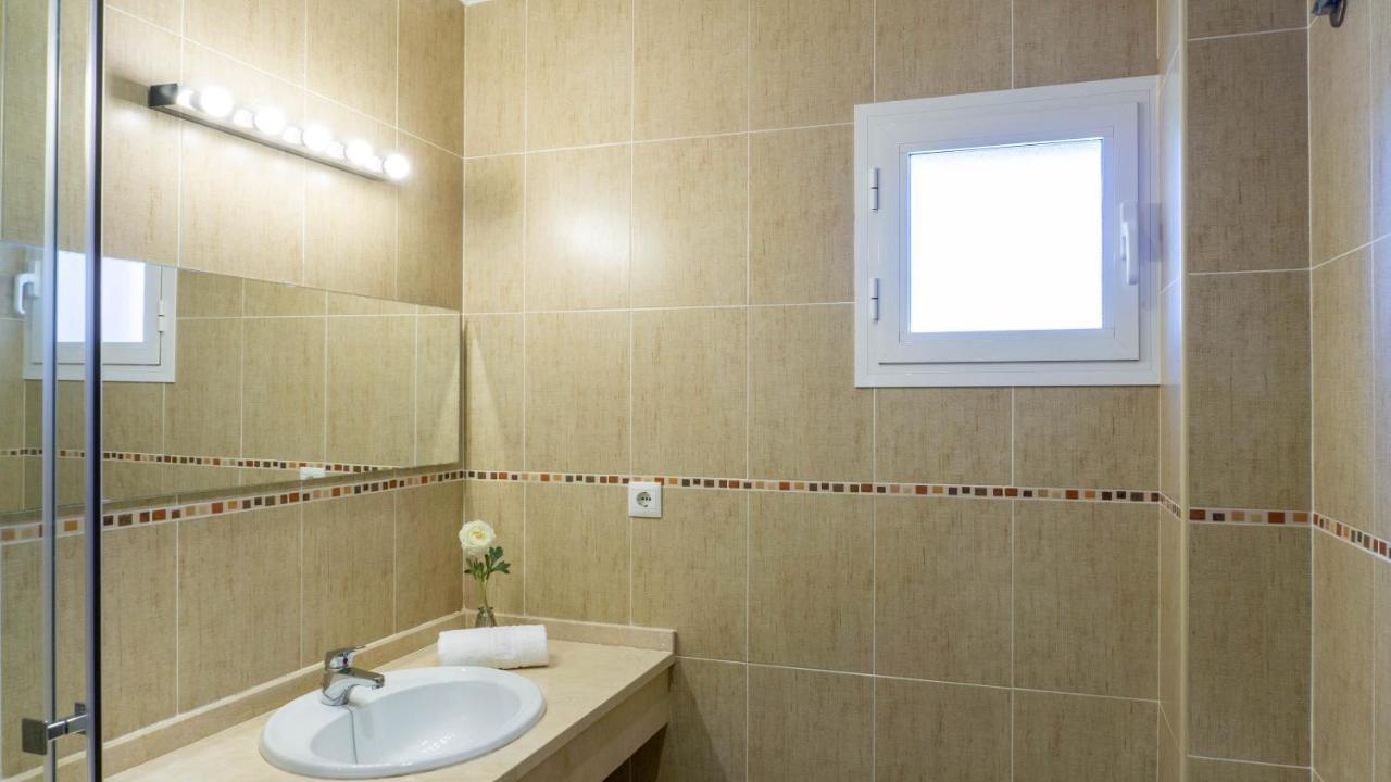Luxury Modern House Malaga Villa Бенахарафе Екстериор снимка